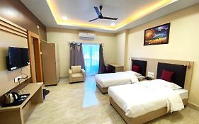 Grace Inn Guest House, Near Airport And Ion Digital
